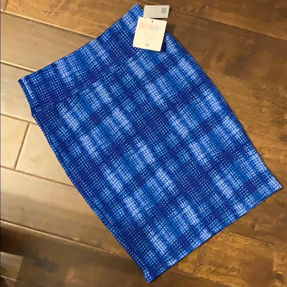 LuLaRoe Cassie Skirt New with Tags Size Medium